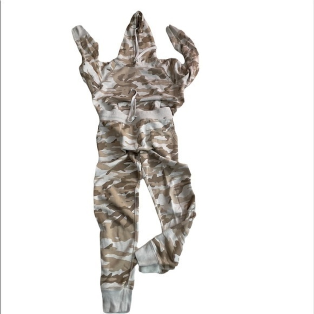 TODD SNYDER Sweatpants Suit